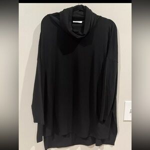 Zenana Women’s Black Comfy Sweatshirt Size Medium
